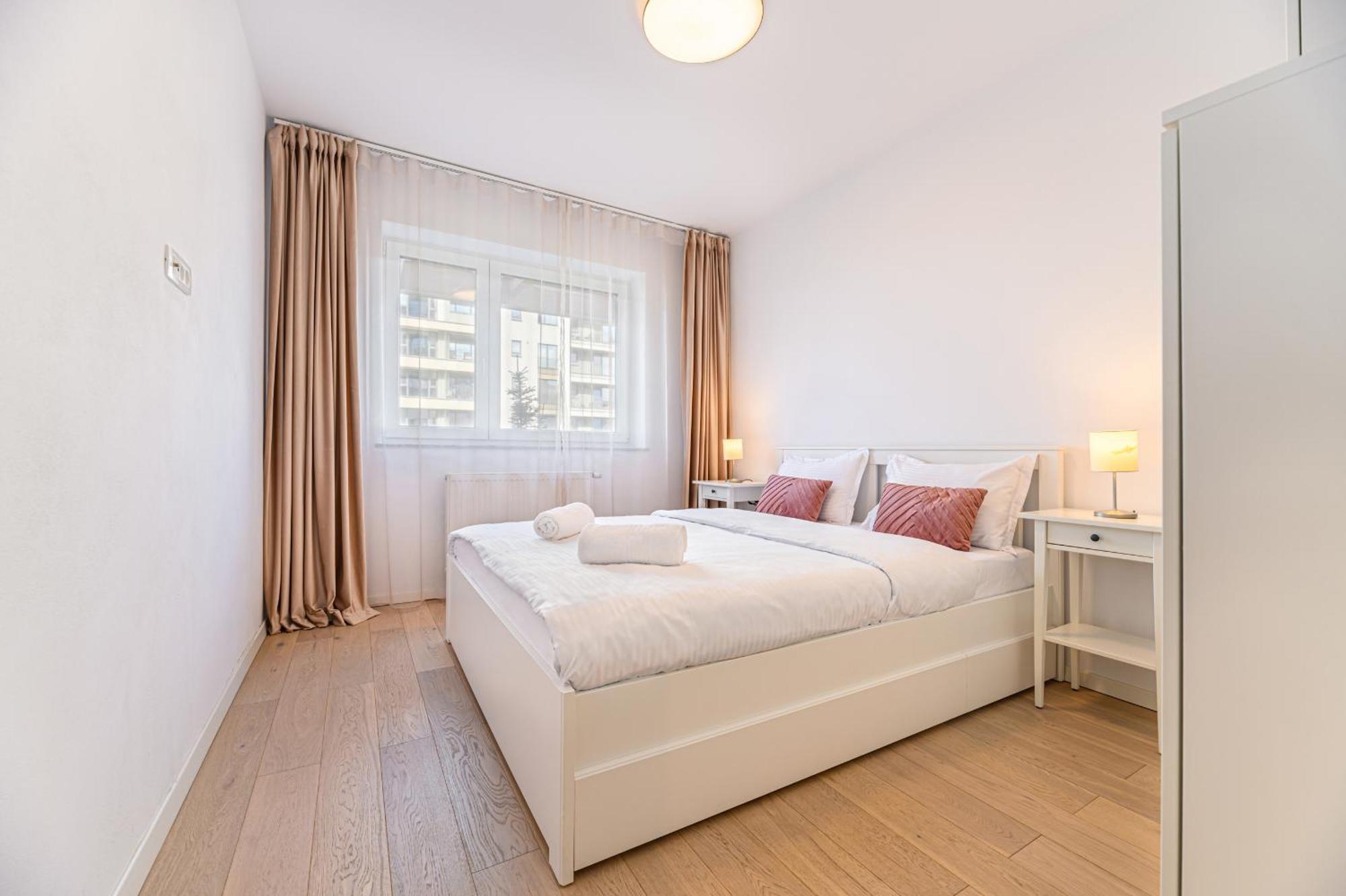 Jad - Luxury 3 Rooms & 2 Rooms Apartments In Kasper, Near Coresi Mall Brašov Exteriér fotografie
