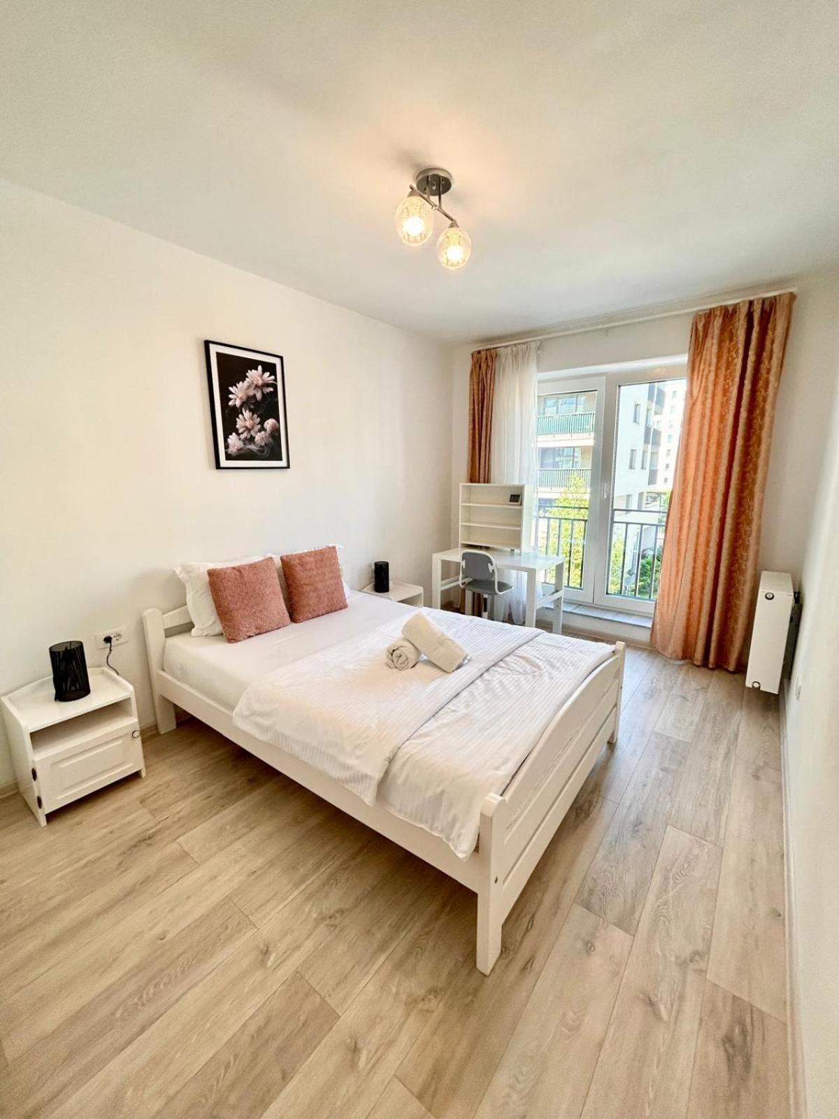 Jad - Luxury 3 Rooms & 2 Rooms Apartments In Kasper, Near Coresi Mall Brašov Exteriér fotografie