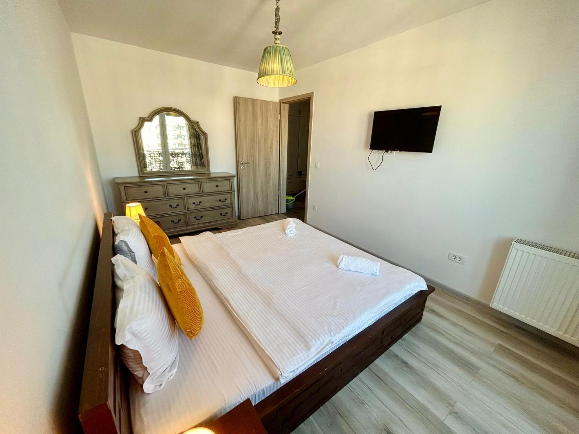 Jad - Luxury 3 Rooms & 2 Rooms Apartments In Kasper, Near Coresi Mall Brašov Exteriér fotografie